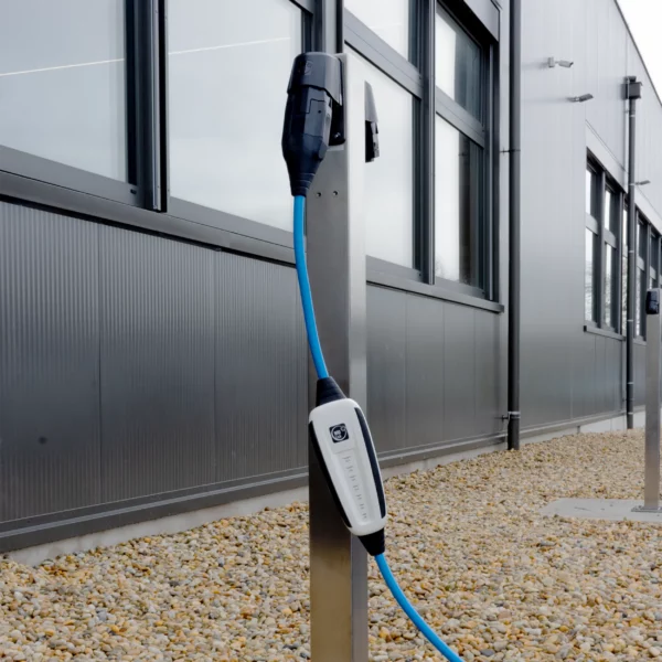 NRGkick Wandsteckdose in Verwendung.