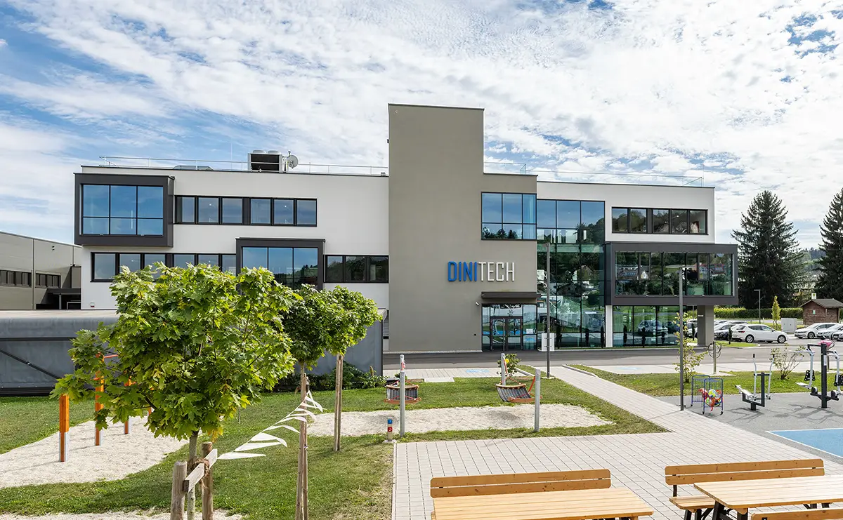 DiniTech-Standort, Produktionsstätte der NRGkick-Ladeeinheiten.
